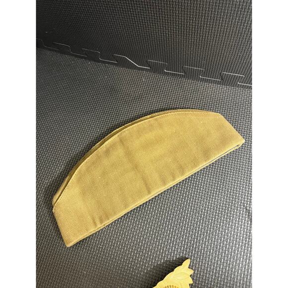 Vintage Russia USSR Cap with Assorted Military Pins Army 1983 Medals - Picture 5 of 7